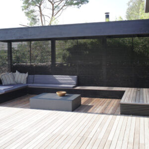 Havehynder på terrasse